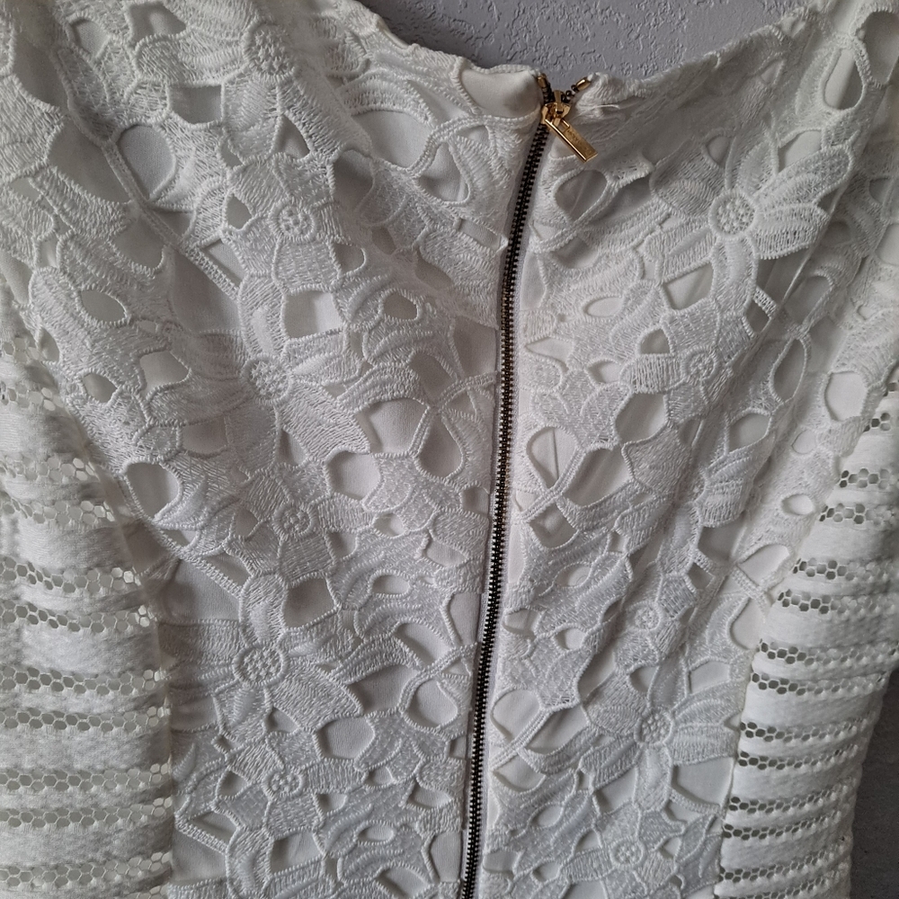 Calvin Klein White Floral Lace Dress - Picture 6 of 8